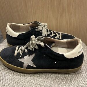 Golden goose superstar sneakers shoes size 40, Navy suede, metallic silver star